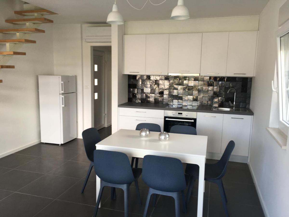 Apartmani Kamil Marina Zewnętrze zdjęcie